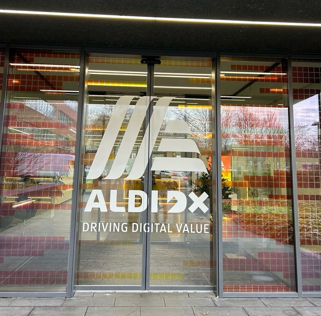 ALDI DX Eingang